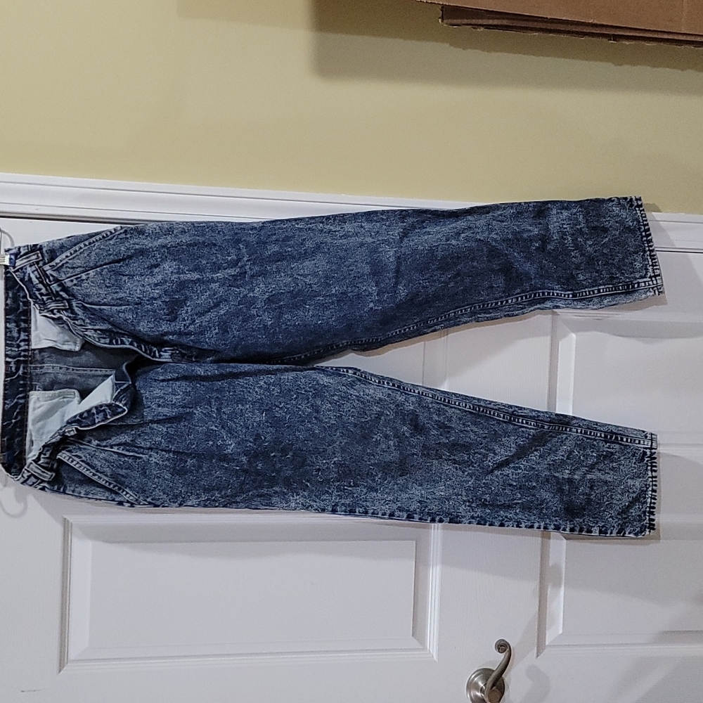 Jeans - Picture 2 of 2